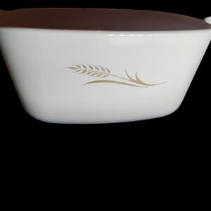 Vintage CorningWare Wheat Casserole Dish